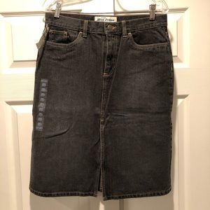 Old Navy denim skirt, black, New with Tags!!